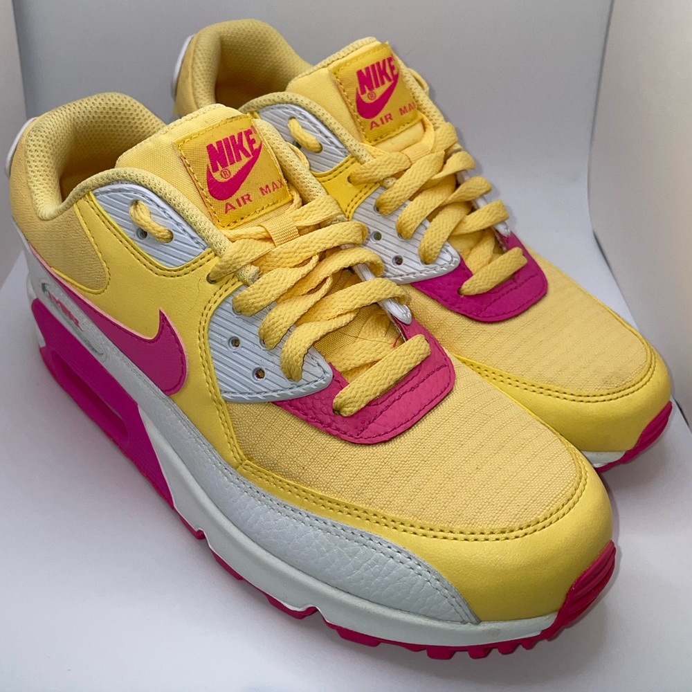 Nike Air Max 90 Topaz Fuchsia Women’s Shoes